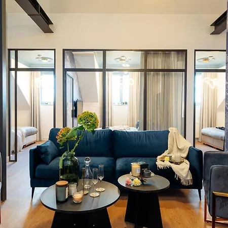 Apartment Luxury 5bd - Royal Castle